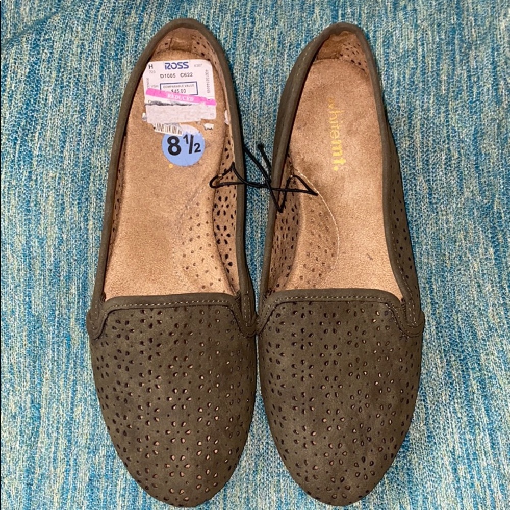 NWT Woman’s shoes  size 8.5